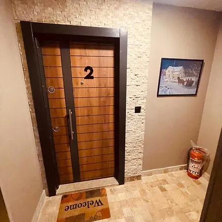 Modern , Two Bedroom And Livingroom On Main Street Appartamento Cekme