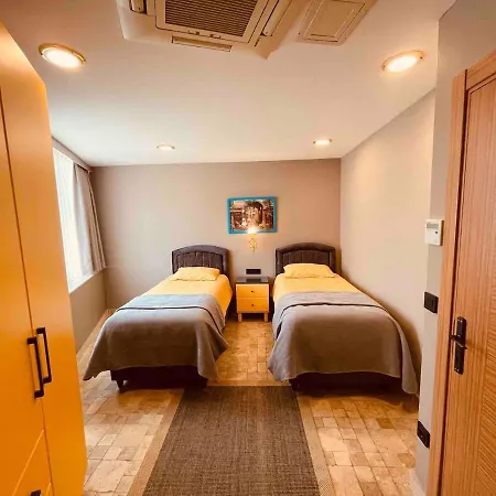 Modern , Two Bedroom And Livingroom On Main Street *